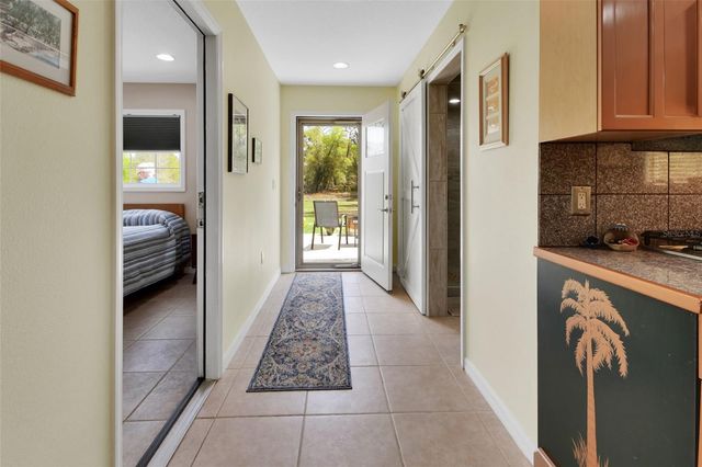 4611 GRAND AVENUE, De Leon Springs, FL 32130