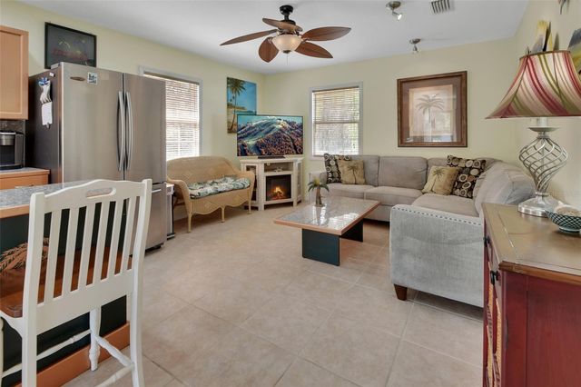 4611 GRAND AVENUE, De Leon Springs, FL 32130