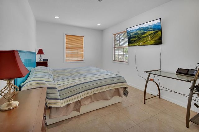 4611 GRAND AVENUE, De Leon Springs, FL 32130