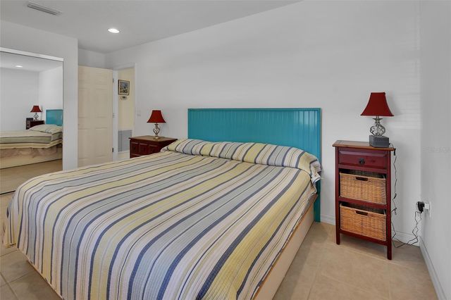 4611 GRAND AVENUE, De Leon Springs, FL 32130