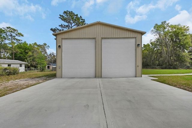 4611 GRAND AVENUE, De Leon Springs, FL 32130