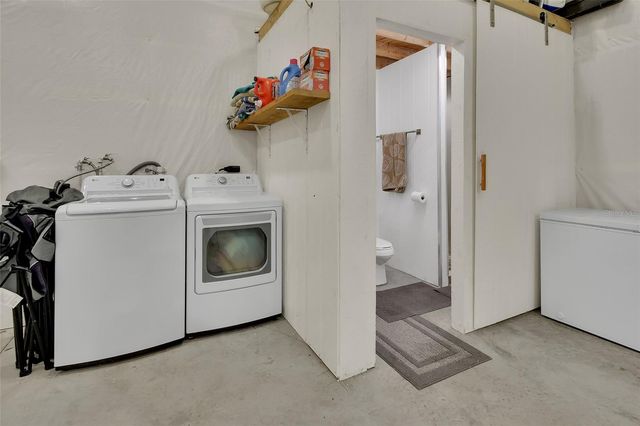 4611 GRAND AVENUE, De Leon Springs, FL 32130