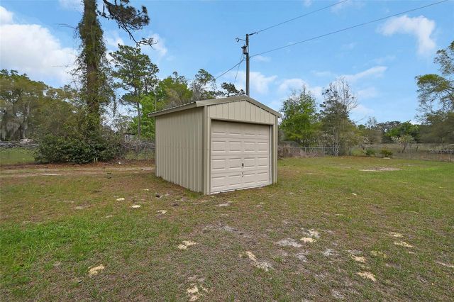 4611 GRAND AVENUE, De Leon Springs, FL 32130