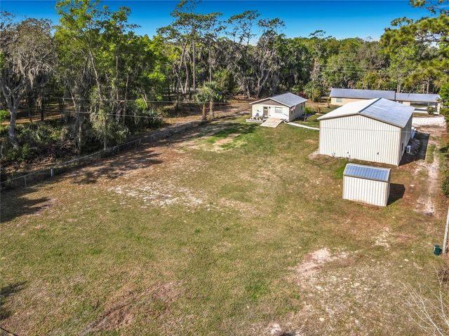 4611 GRAND AVENUE, De Leon Springs, FL 32130