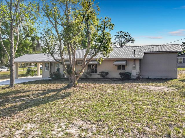 4611 GRAND AVENUE, De Leon Springs, FL 32130