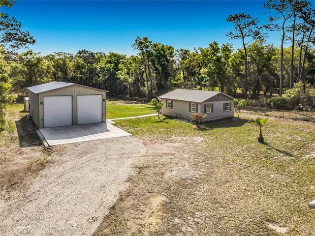4611 GRAND AVENUE, De Leon Springs, FL 32130