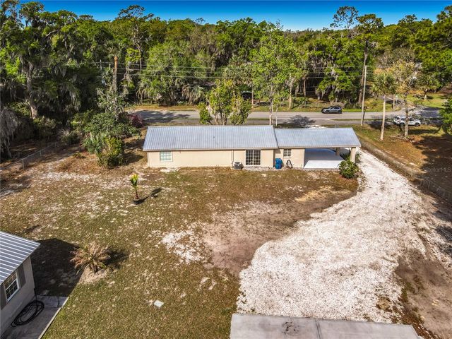 4611 GRAND AVENUE, De Leon Springs, FL 32130