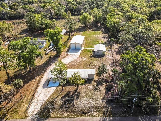 4611 GRAND AVENUE, De Leon Springs, FL 32130