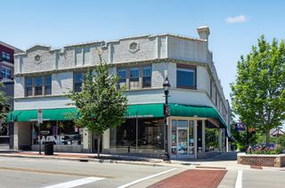438 N Main Street N, Glen Ellyn, IL 60137