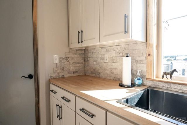 1017 County Rd 521.3, Walsenburg, CO 81089