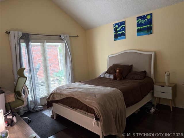 5215 E 90th Street, Tulsa, OK 74137