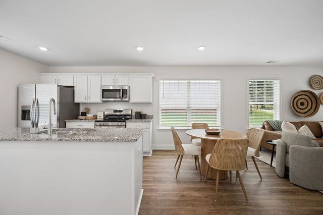 670 Saxon Avenue, Spartanburg, SC 29301
