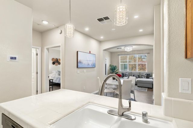 9640 Coney Island Cir, Elk Grove, CA 95758