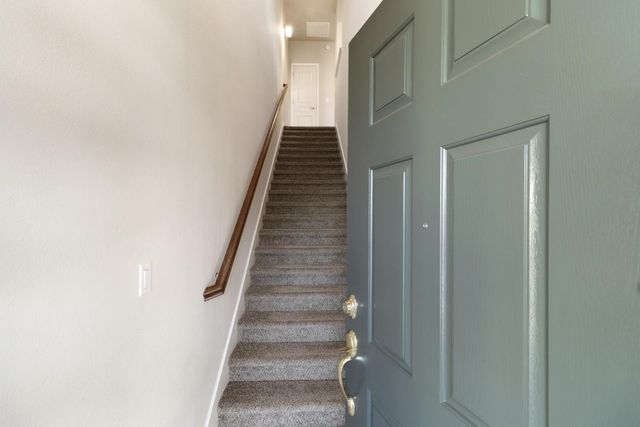 9640 Coney Island Cir, Elk Grove, CA 95758