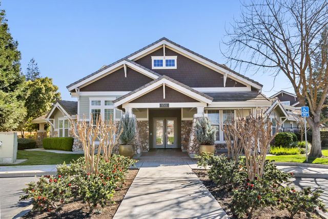 9640 Coney Island Cir, Elk Grove, CA 95758