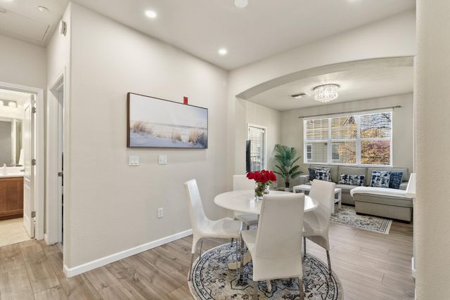 9640 Coney Island Cir, Elk Grove, CA 95758