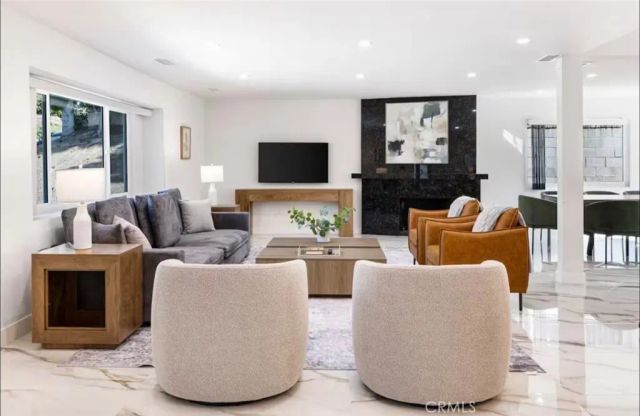 10643 Atlanta, Porter Ranch, CA 91326
