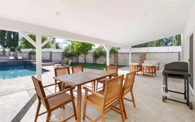 10643 Atlanta, Porter Ranch, CA 91326