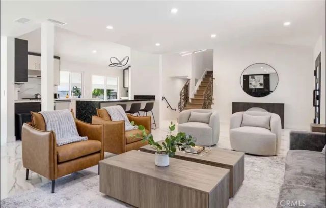 10643 Atlanta, Porter Ranch, CA 91326