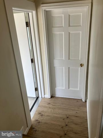 30 E STIEGEL ST, Manheim, PA 17545