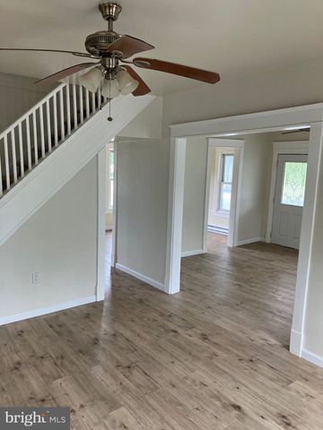 30 E STIEGEL ST, Manheim, PA 17545