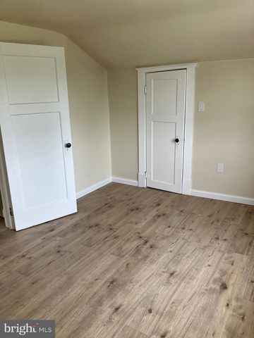 30 E STIEGEL ST, Manheim, PA 17545