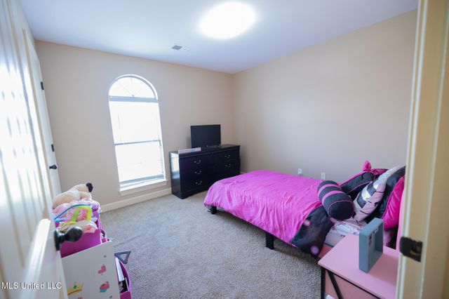 8621 Bonfire Drive, Southaven, MS 38671