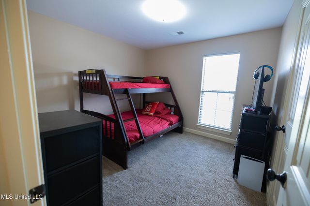 8621 Bonfire Drive, Southaven, MS 38671