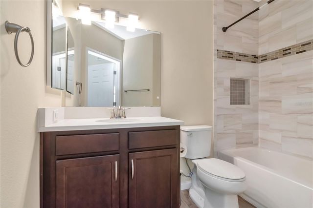 1195 GODAVARI WAY 206, Wesley Chapel, FL 33543