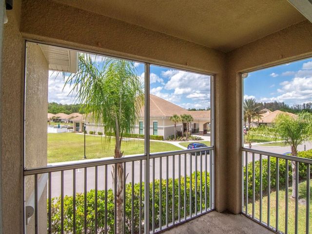 1195 GODAVARI WAY 206, Wesley Chapel, FL 33543