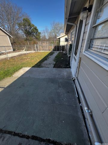 351 Overhill UNIT B, San Antonio, TX 78228