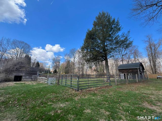 62 Old Hawleyville Road, Bethel, CT 06801