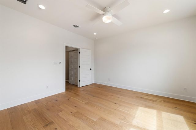 302 E 19.5 ST 302, Georgetown, TX 78626
