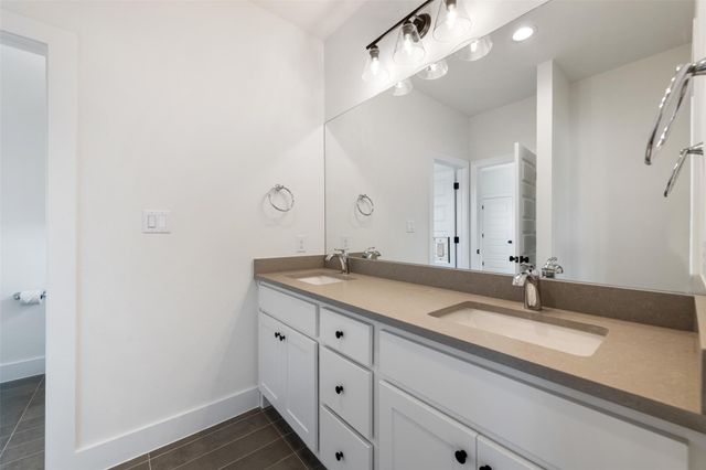 302 E 19.5 ST 302, Georgetown, TX 78626