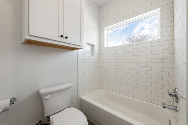 302 E 19.5 ST 302, Georgetown, TX 78626