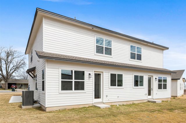 302 E 19.5 ST 302, Georgetown, TX 78626