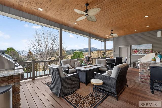 9578 Braxton Drive, Pocatello, ID 83204