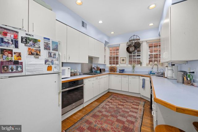 1554 34TH ST NW, Washington, DC 20007