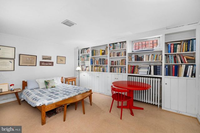 1554 34TH ST NW, Washington, DC 20007