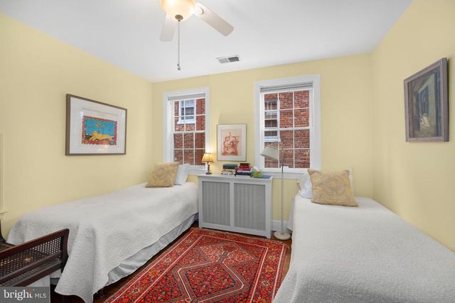 1554 34TH ST NW, Washington, DC 20007