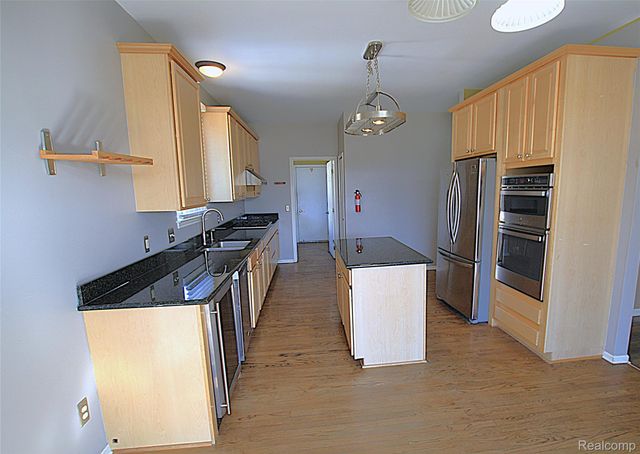 11152 Woodfield Parkway, Holly Township, MI 48439