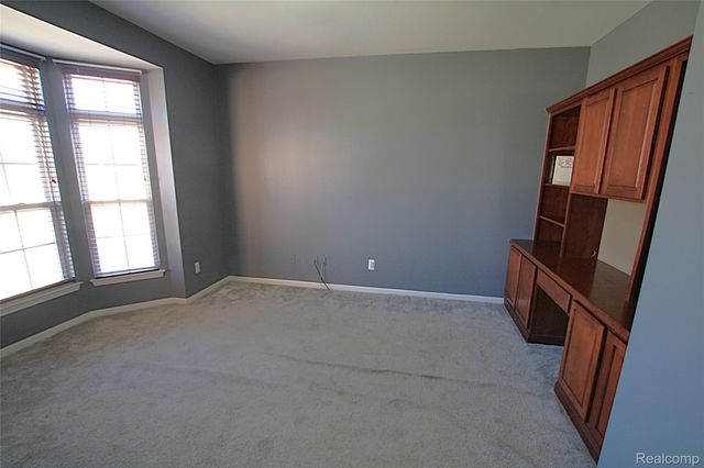 11152 Woodfield Parkway, Holly Township, MI 48439