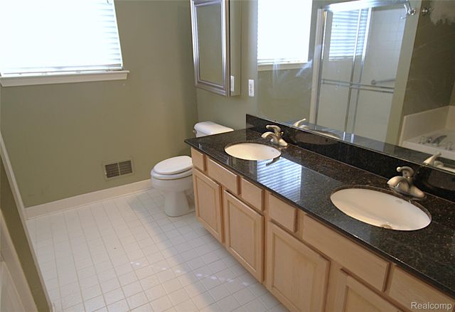 11152 Woodfield Parkway, Holly Township, MI 48439