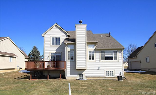 11152 Woodfield Parkway, Holly Township, MI 48439