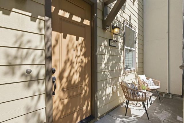 2099 Vincenzo Walkway, San Jose, CA 95133
