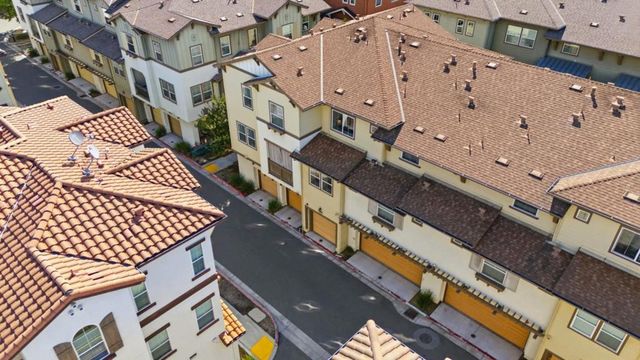 2099 Vincenzo Walkway, San Jose, CA 95133