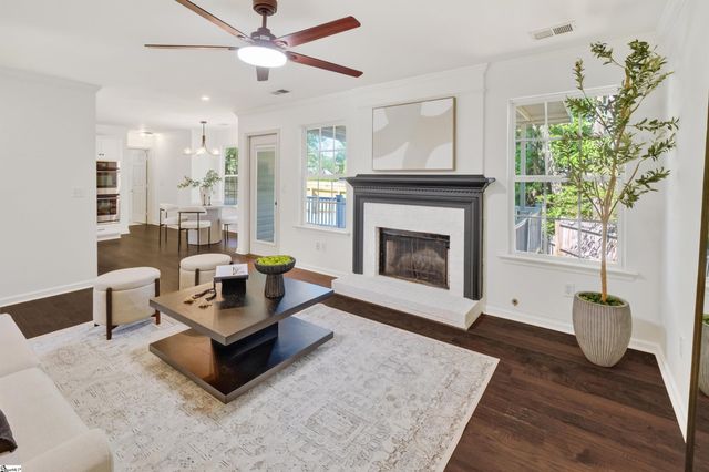 8 Stapleford Park Drive, Greenville, SC 29607