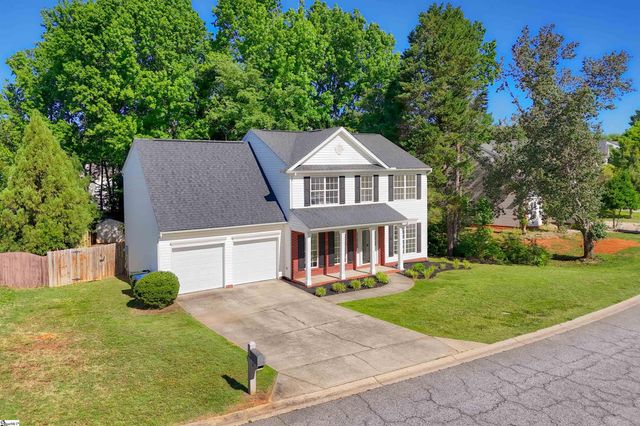 8 Stapleford Park Drive, Greenville, SC 29607