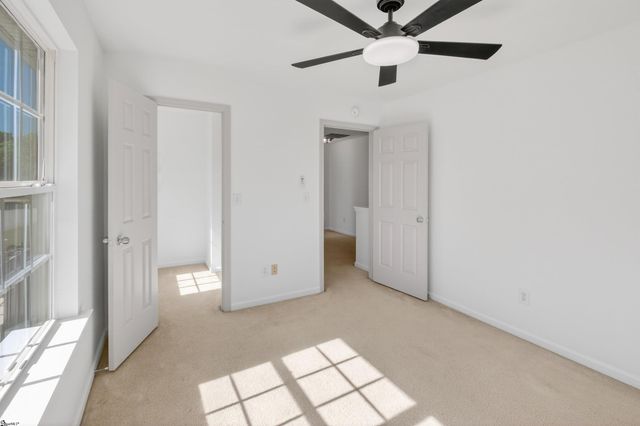 8 Stapleford Park Drive, Greenville, SC 29607