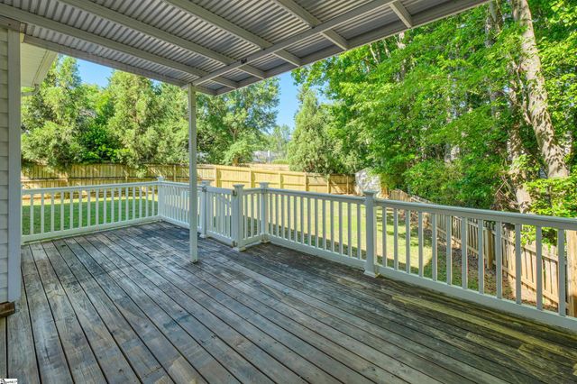 8 Stapleford Park Drive, Greenville, SC 29607